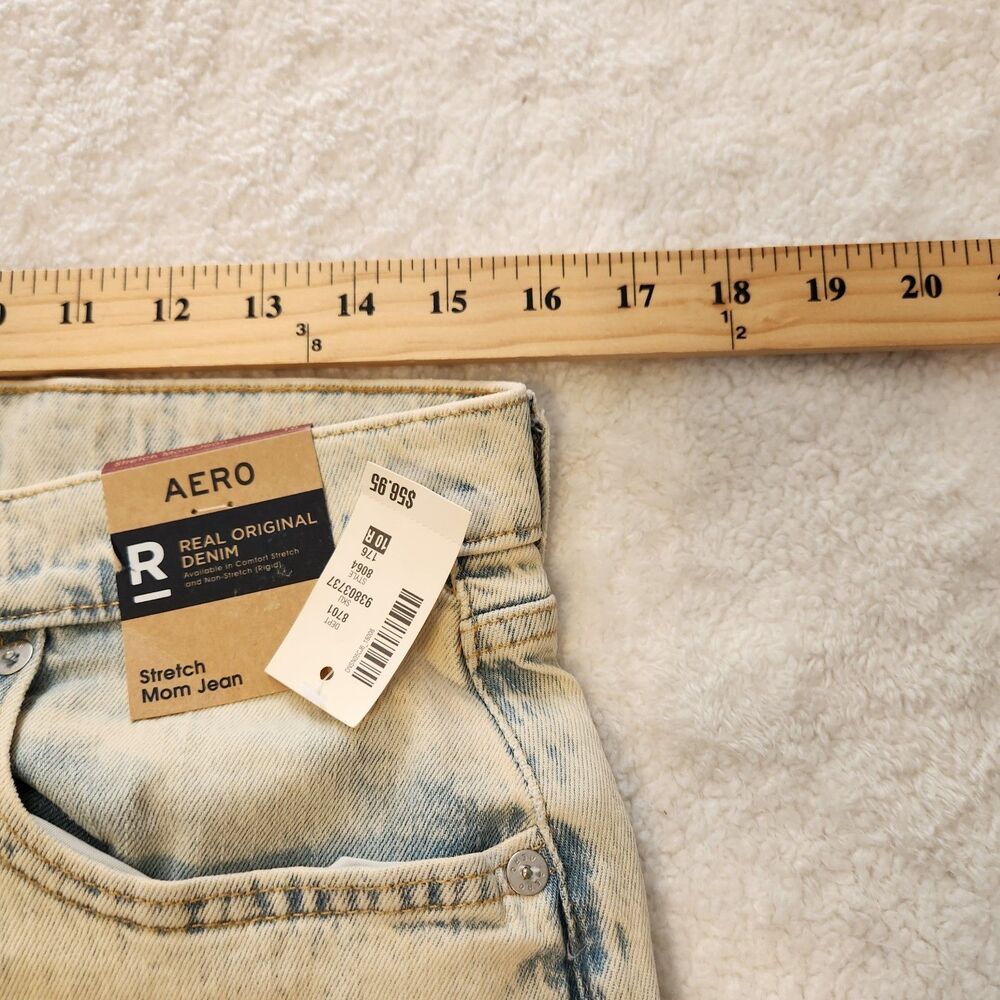 NWD Aeropostale Womens Stretch Mom Jean Cut Off Light Wash High Rise Size 10 - Picture 15 of 16